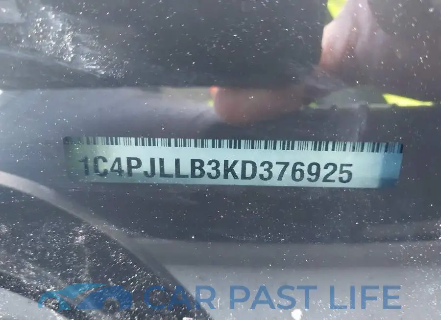 1C4PJLLB3KD376925# 9