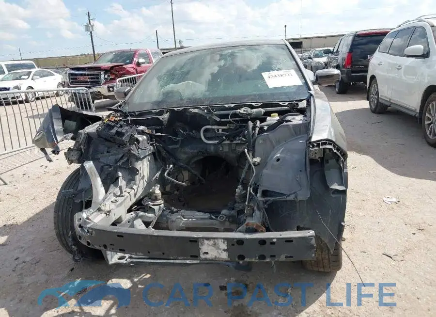 2C3CDXBG7FH812957# 12