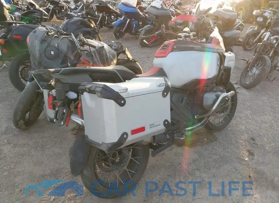 WB10M330XS6L02975# 4