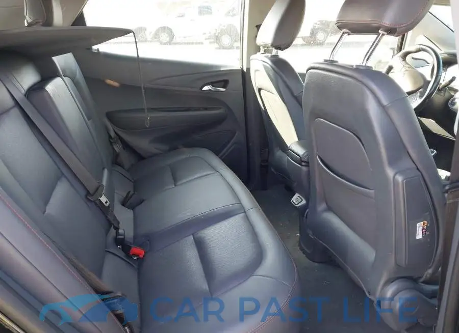 1G1FZ6S01M4106156# 8