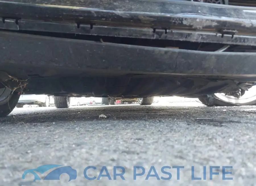 1G1FZ6S01M4106156# 22