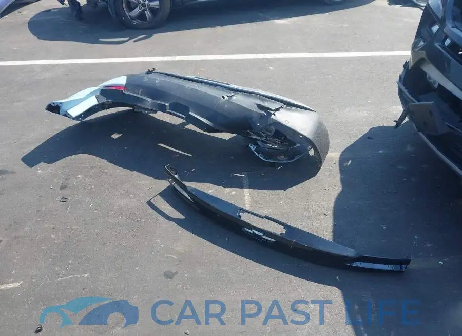 1G1FZ6S02P4188158# 12