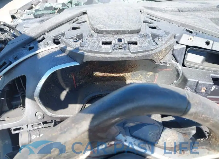 1G1YA2D7XJ5101725# 7