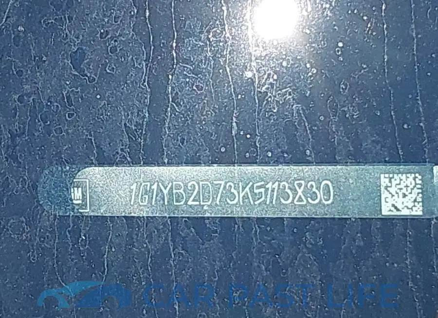 1G1YB2D73K5113830# 17