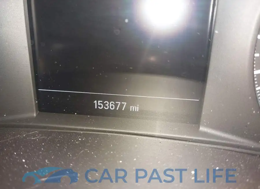 1G1ZB5ST5LF147933# 14