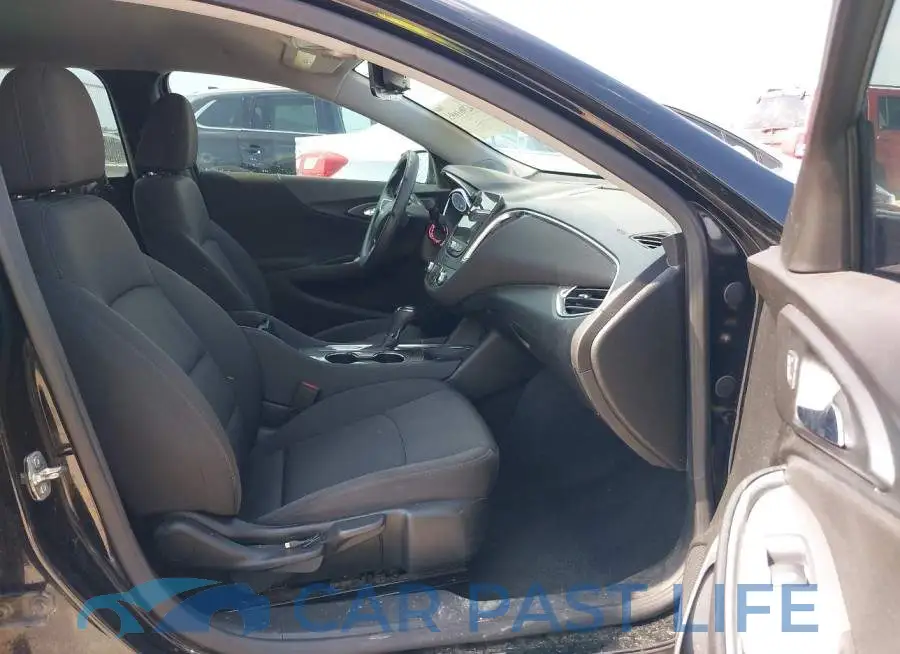 1G1ZD5ST4LF128106# 5