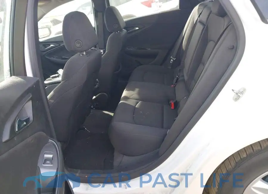 1G1ZD5ST5PF230164# 8