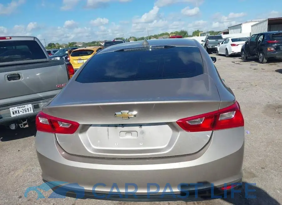 1G1ZD5ST6PF133930# 17
