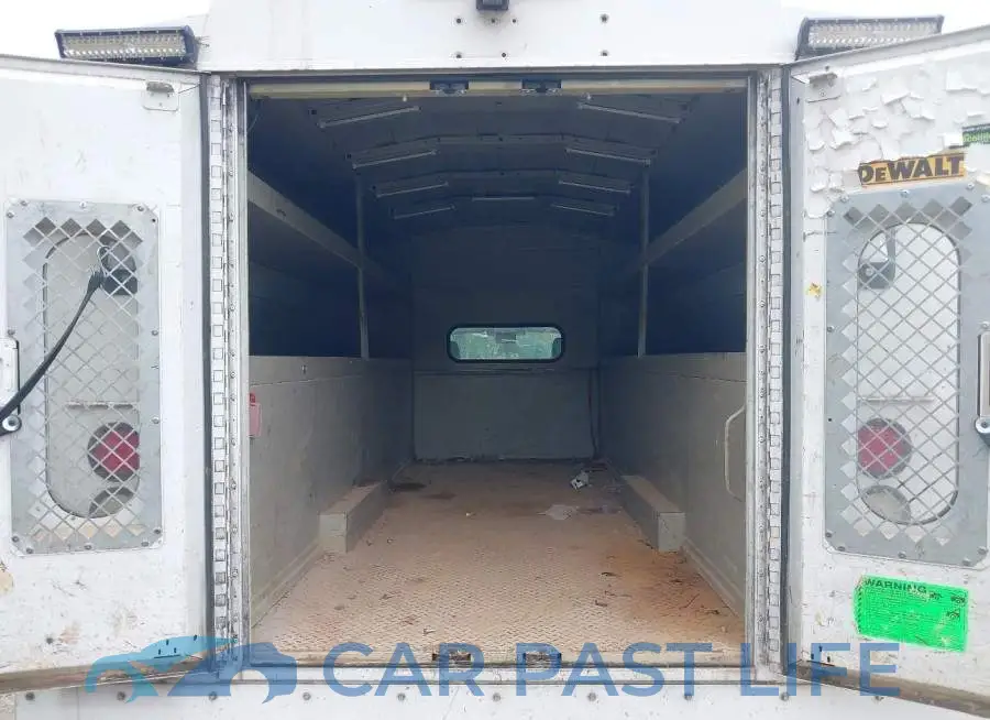 1GB3CYC82FF651077# 6