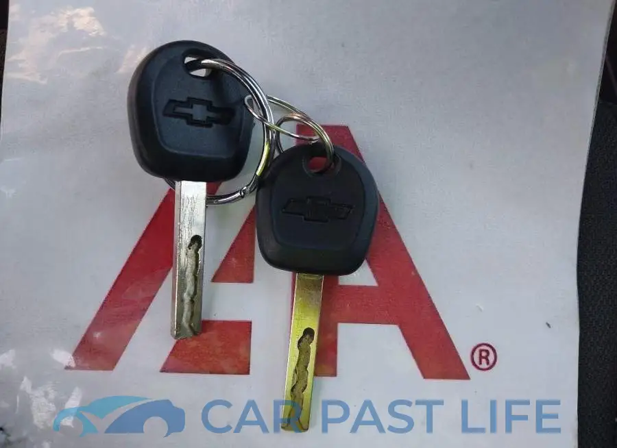 KL8CB6SA3KC810085# 11