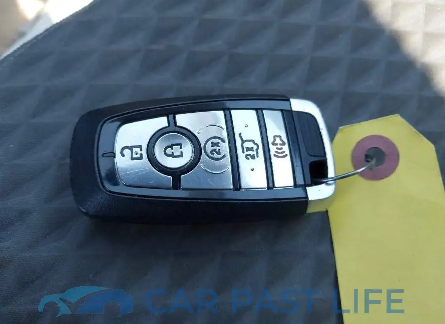 1FMCU0G69NUB14845# 11