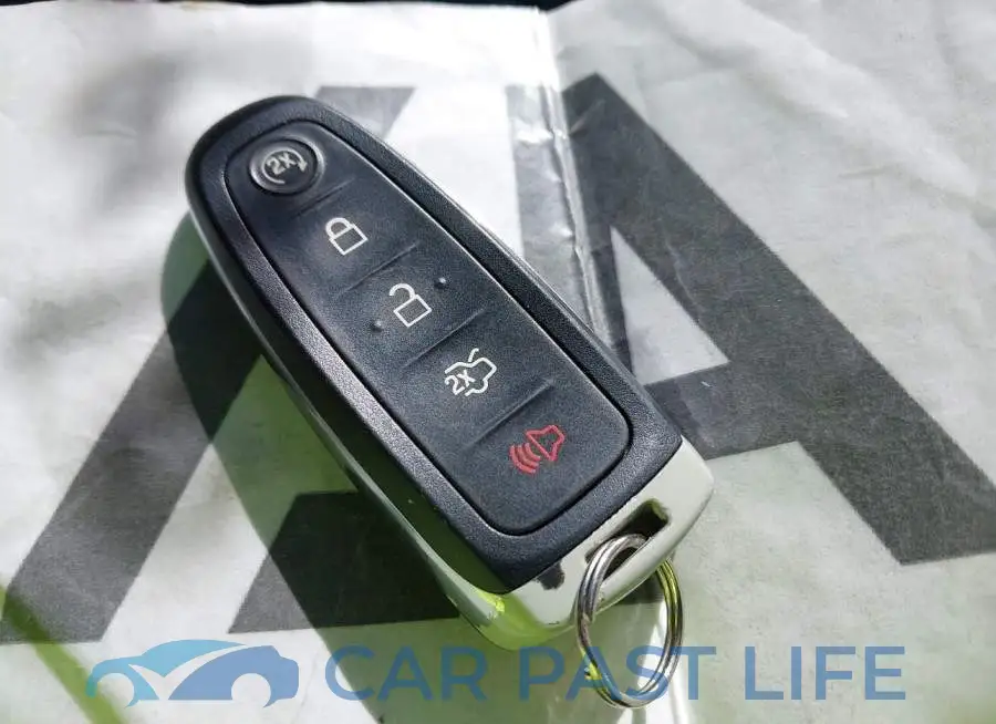 1FMCU9J95HUD42000# 11
