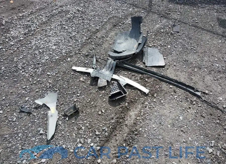 5NPD84LFXHH026217# 12