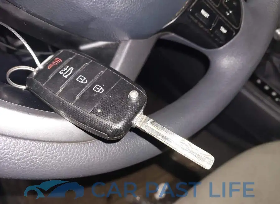 KNADM4A32G6559673# 11