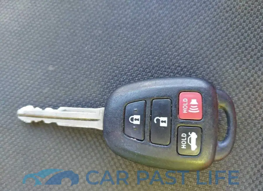 2T1BURHE3GC567532# 11