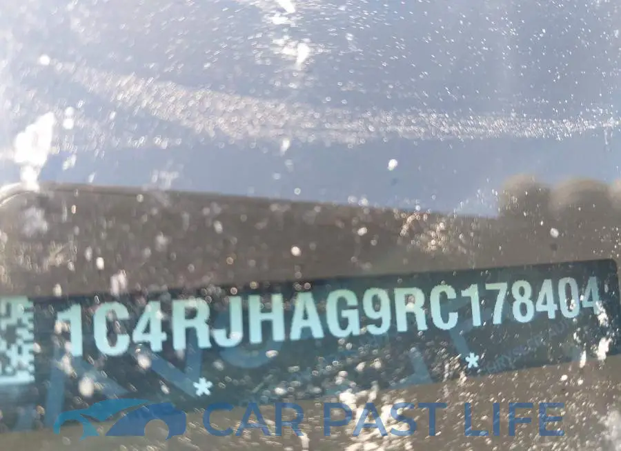 1C4RJHAG9RC178404# 9