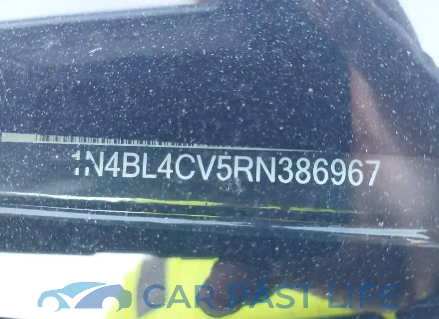 1N4BL4CV5RN386967# 9