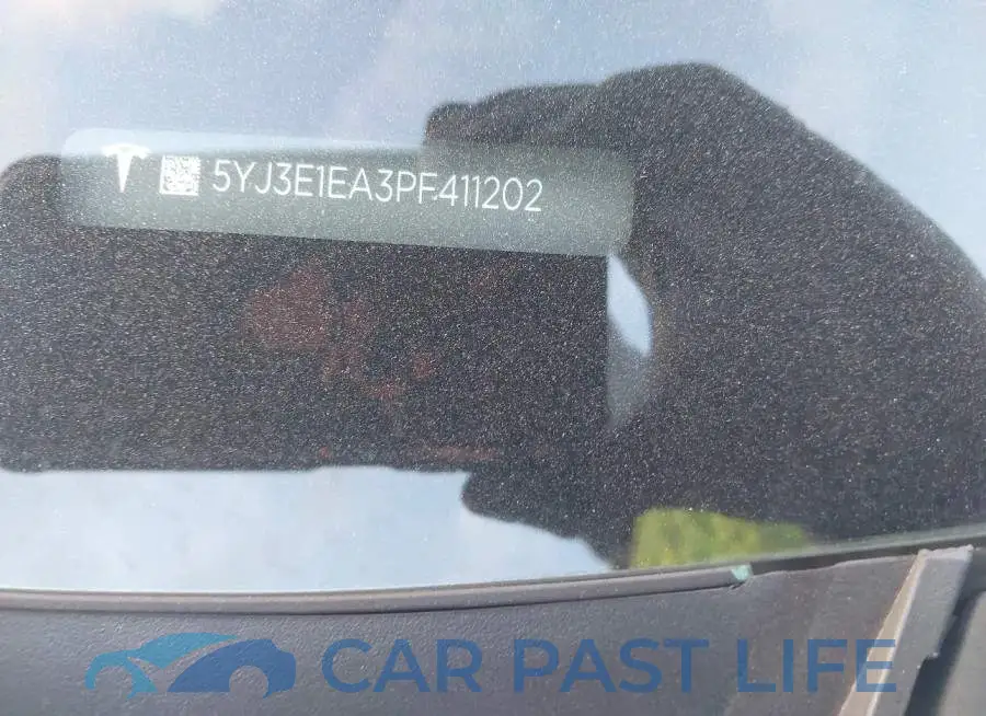 5YJ3E1EA3PF411202# 9