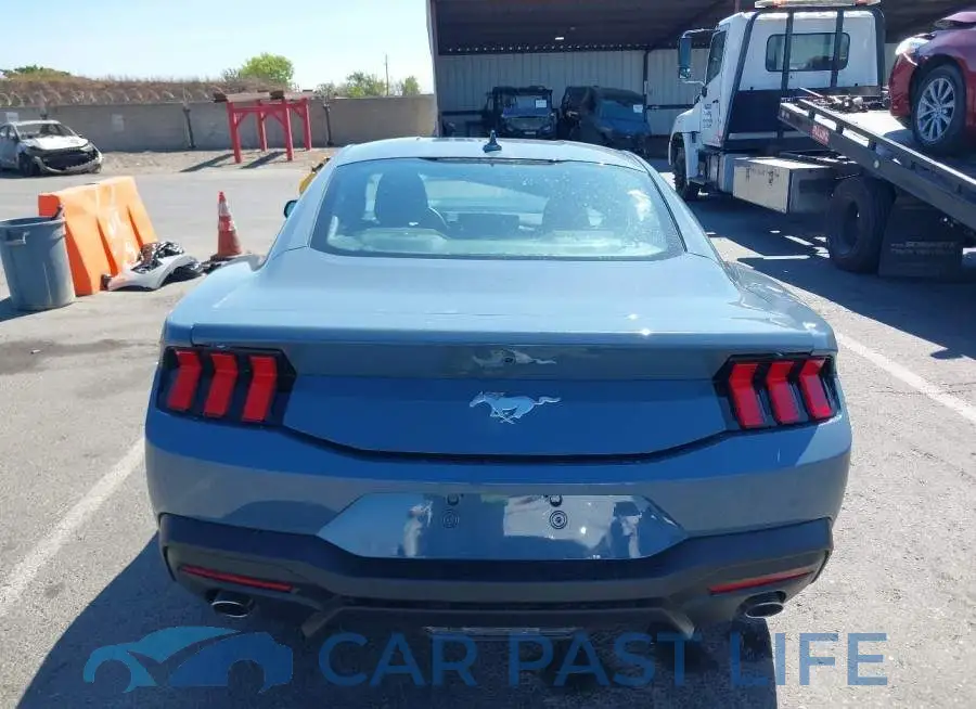 1FA6P8TH5S5113444# 15