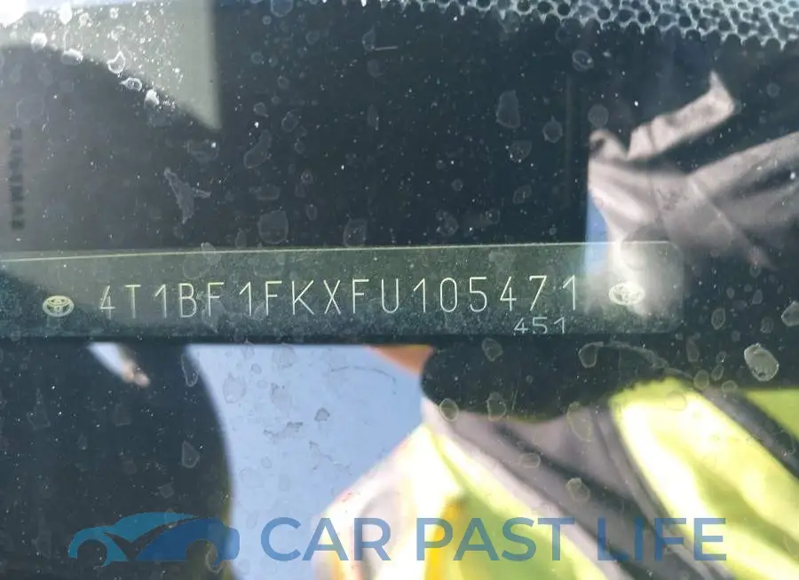 4T1BF1FKXFU105471# 17