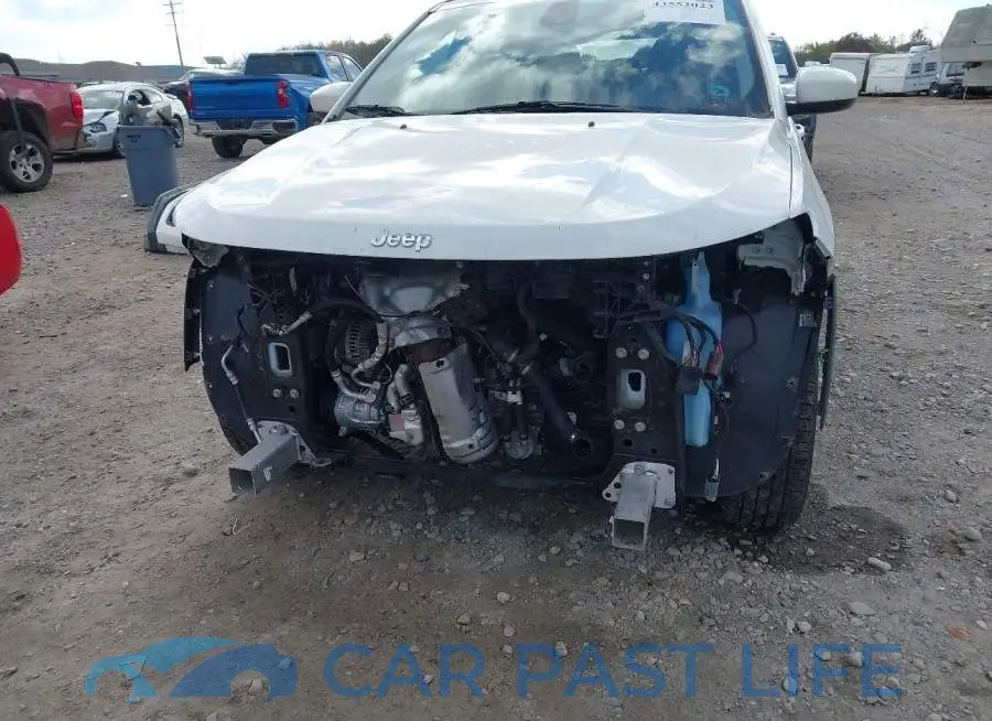 3C4NJCBB5JT471584# 13