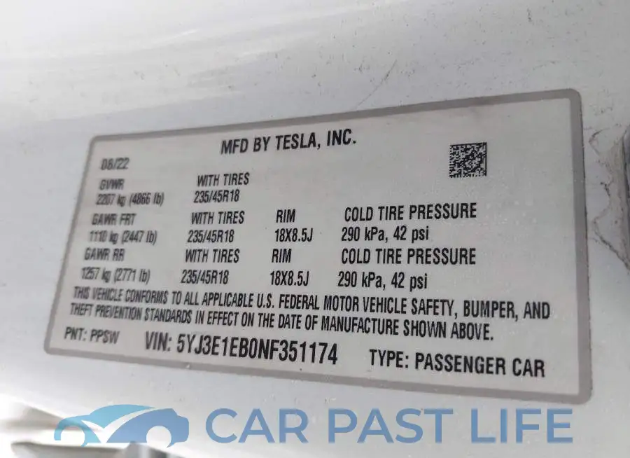 5YJ3E1EB0NF351174# 9