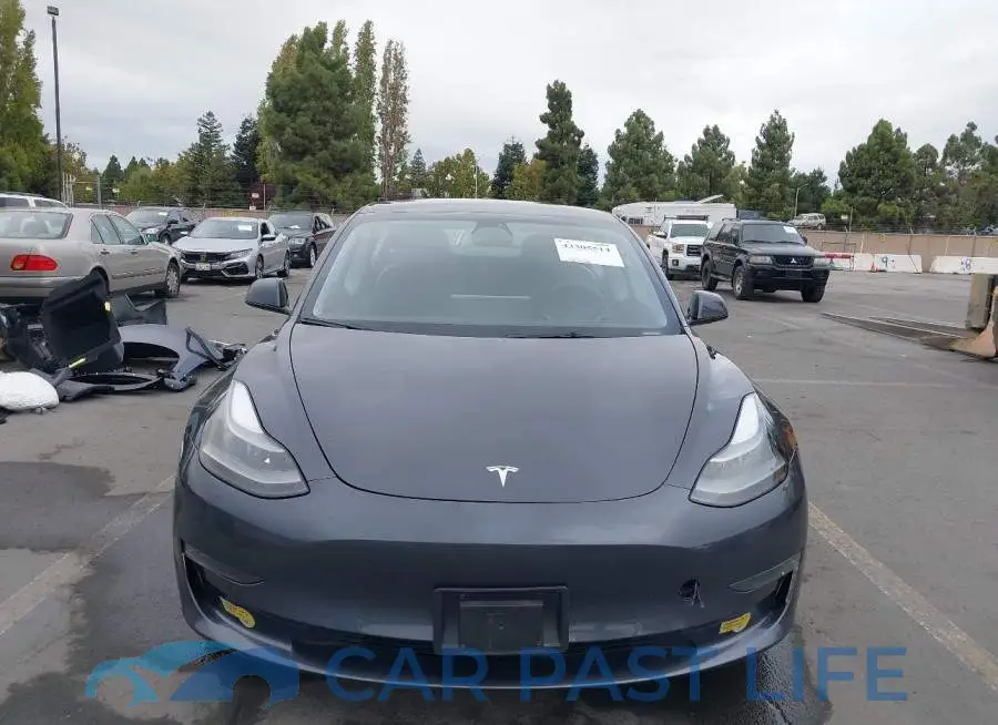 5YJ3E1EB3NF188004# 13