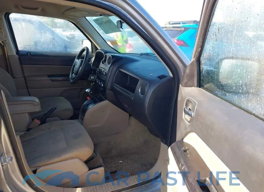 1C4NJPBB5FD427881# 5