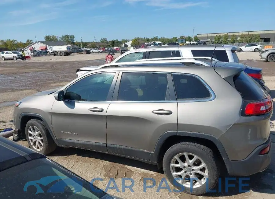 1C4PJLCS4HW613807# 14