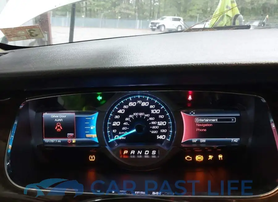1FAHP2F87KG118666# 15