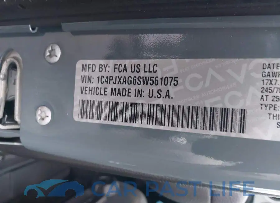 1C4PJXAG6SW561075# 9