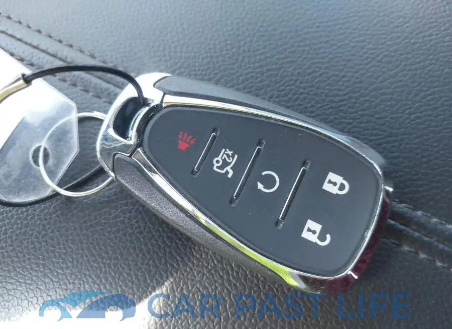 1G1ZD5ST2SF122545# 11