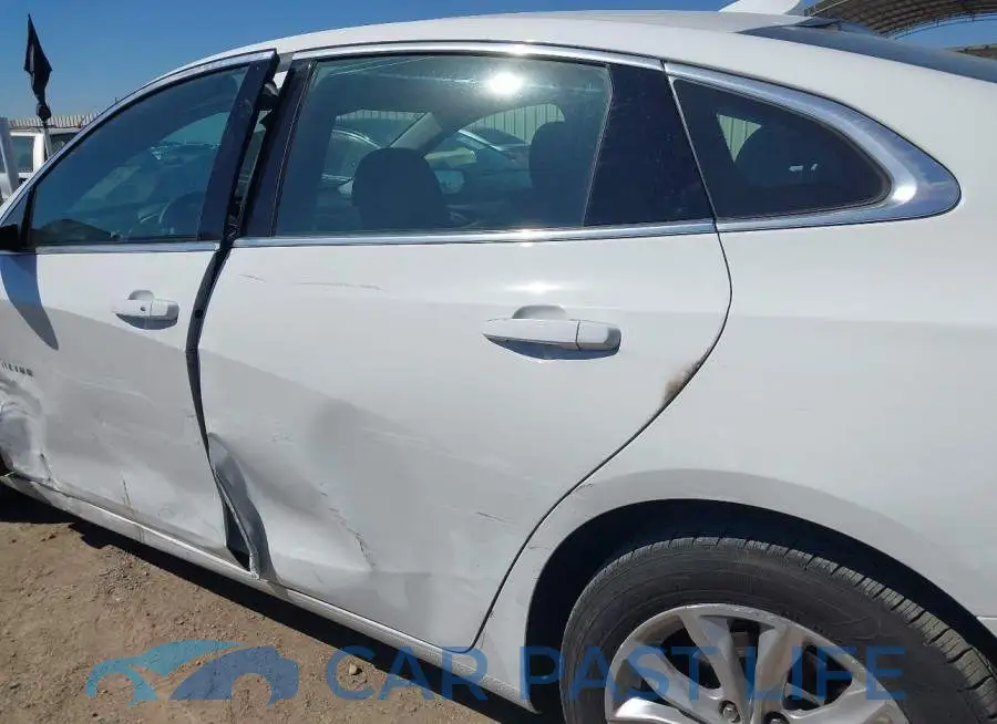 1G1ZD5ST2SF122545# 17