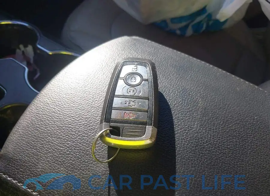 1FM5K7F82JGA26593# 11