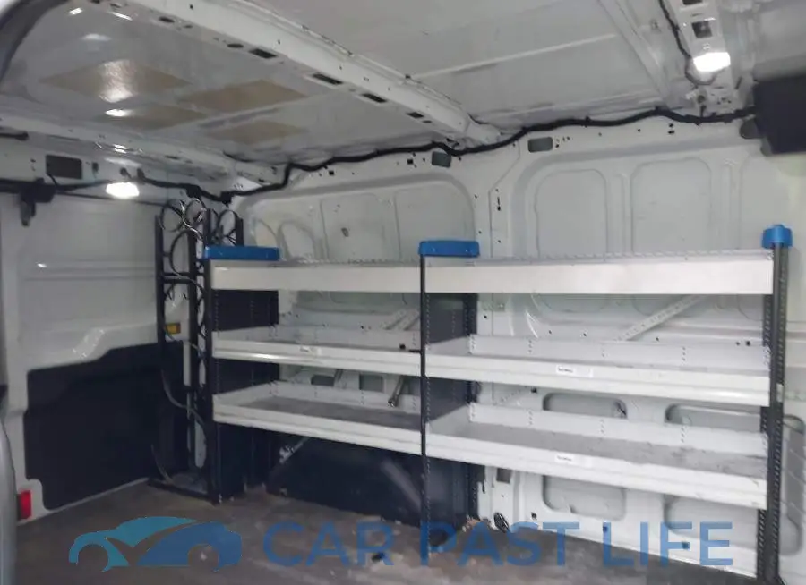 1FTYE1ZM2JKB56207# 8