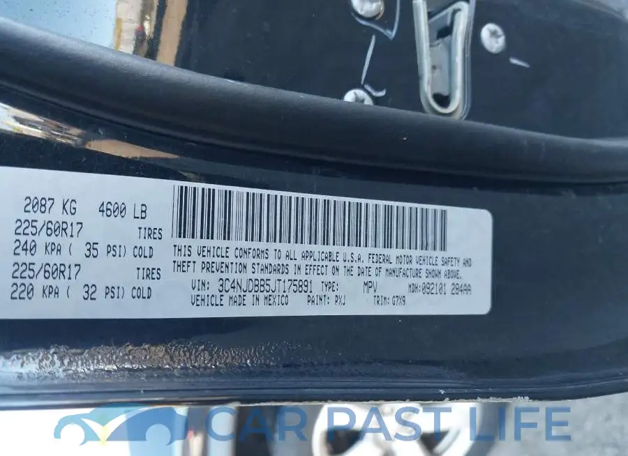 3C4NJDBB5JT175891# 9