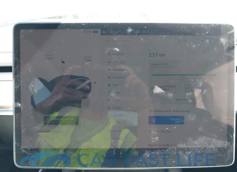 7SAYGDEF4NF492157# 18