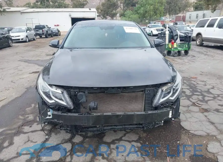 5XXGT4L33KG325889# 13
