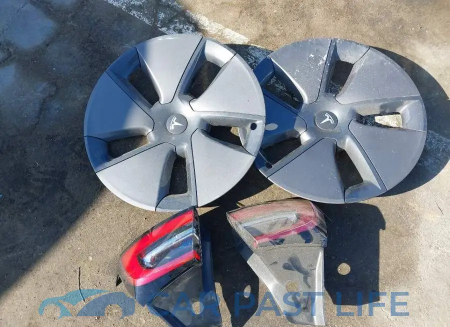 5YJ3E1EA9PF707504# 12