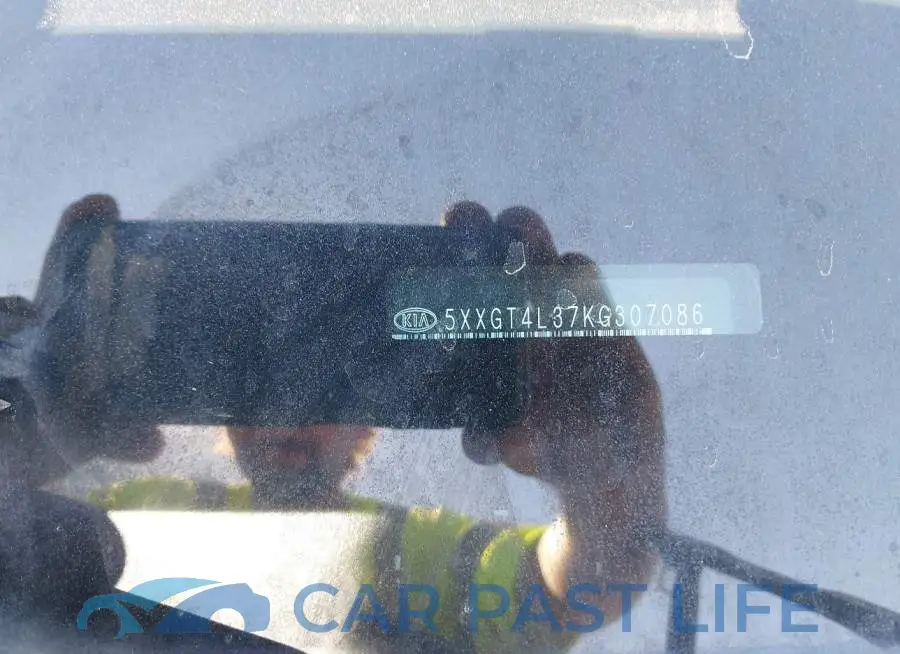 5XXGT4L37KG307086# 9