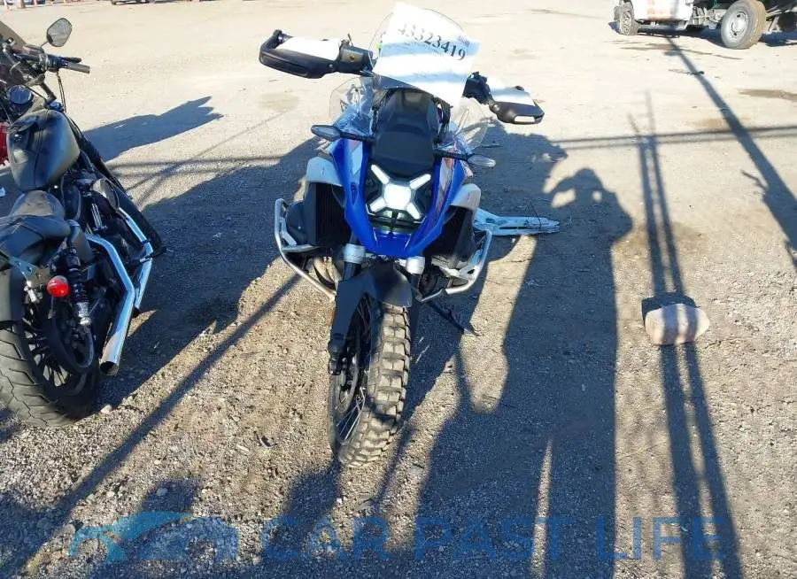 WB10M2300R6J70135# 5