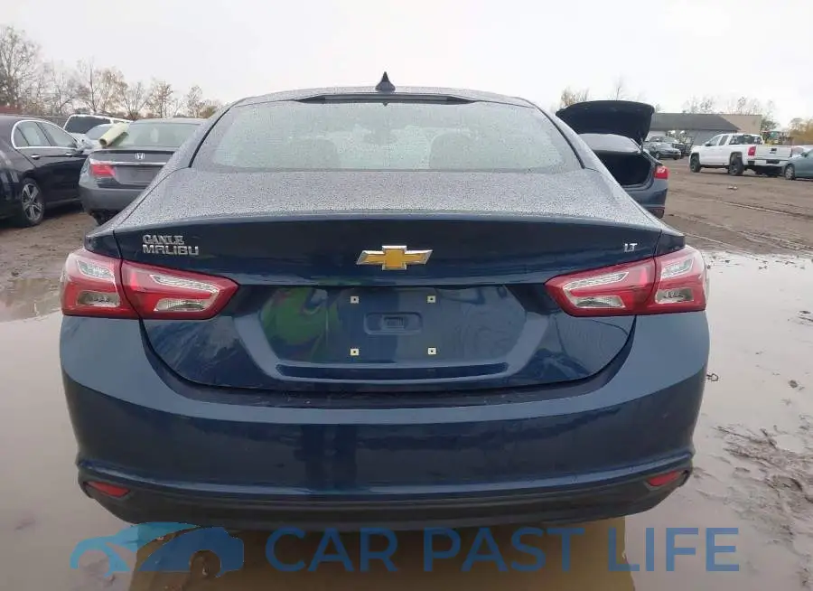 1G1ZD5ST4KF119064# 17