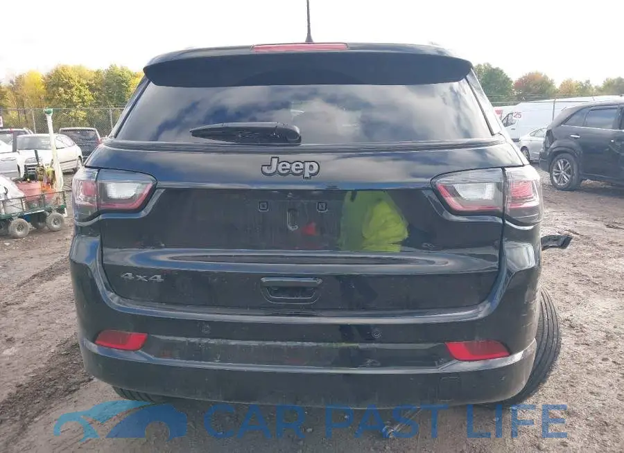3C4NJDCN9ST517675# 16