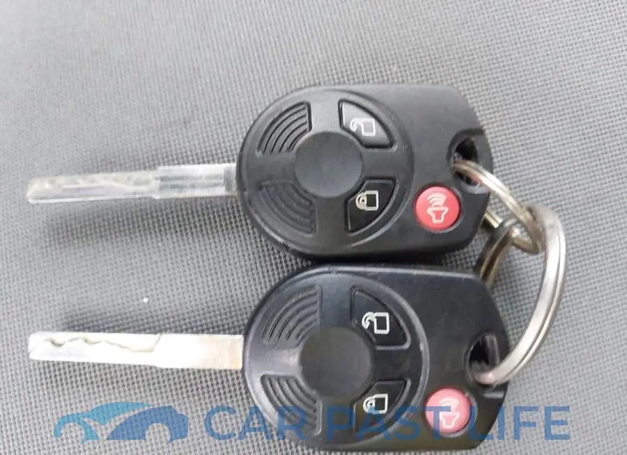 1FMCU9G98GUA54638# 11