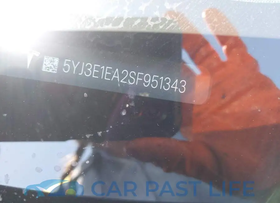 5YJ3E1EA2SF951343# 9