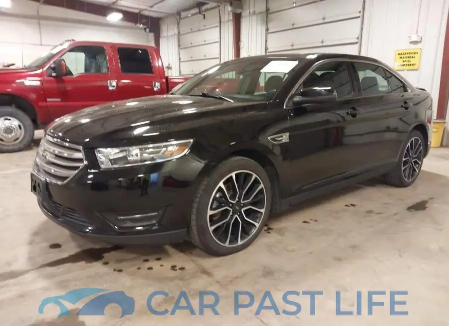 1FAHP2E82JG136380# 2