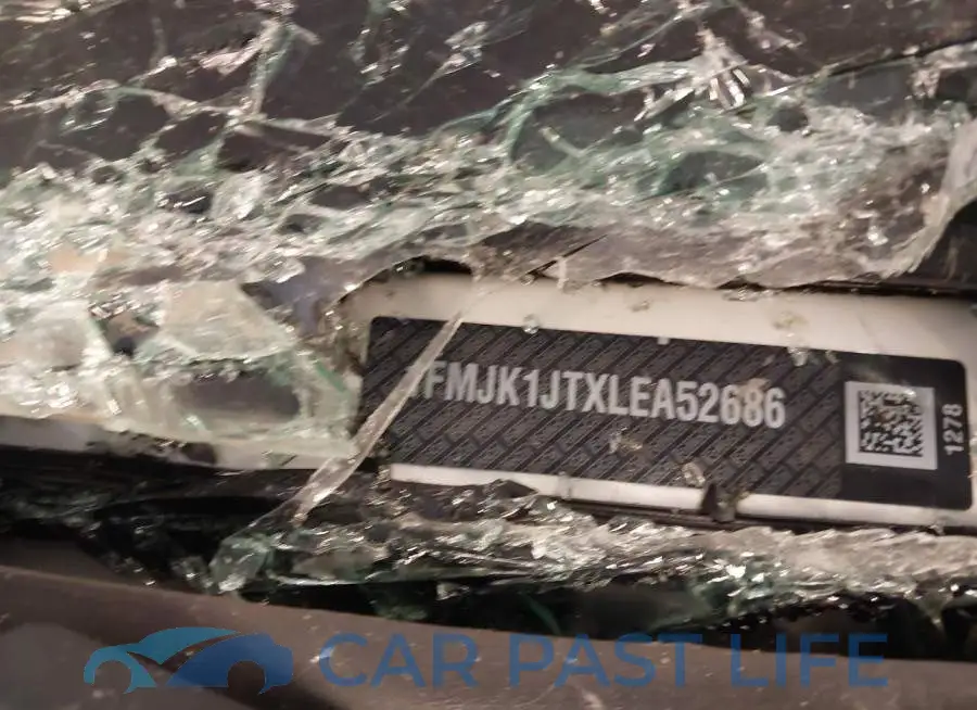 1FMJK1JTXLEA52686# 9