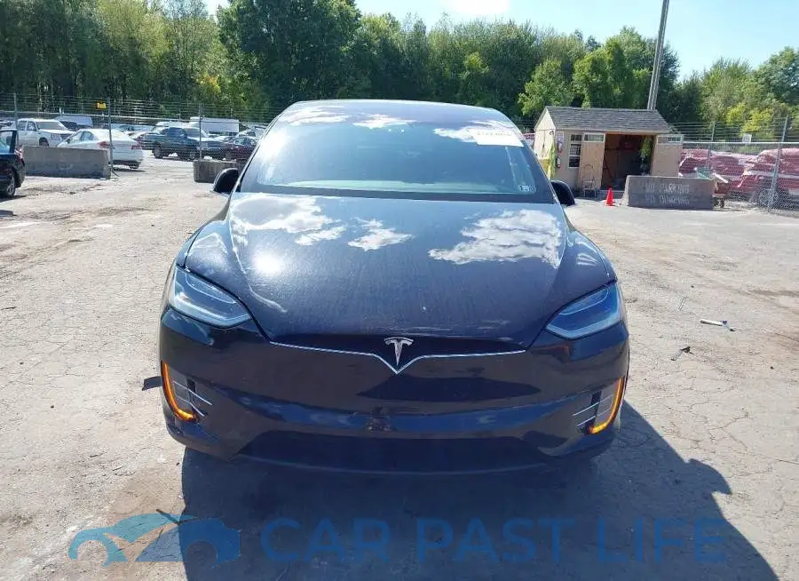 5YJXCAE21JF113139# 11
