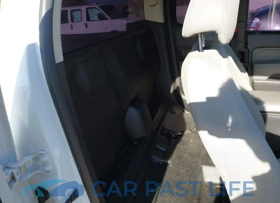 1GCHSBEA2J1320765# 8