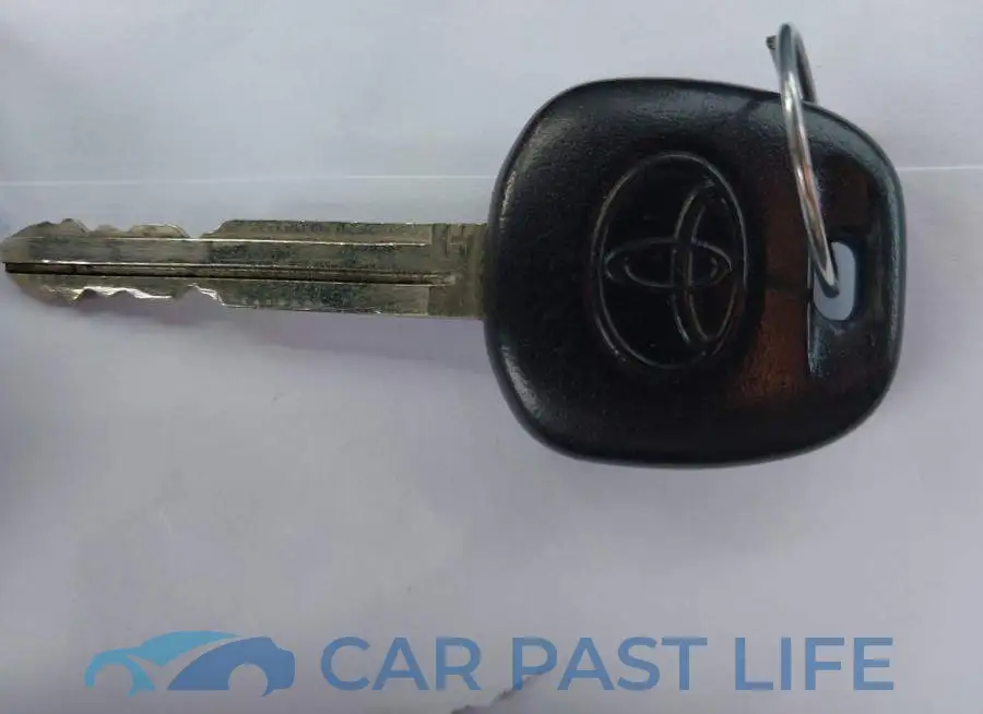 2T1BURHE8FC343672# 11
